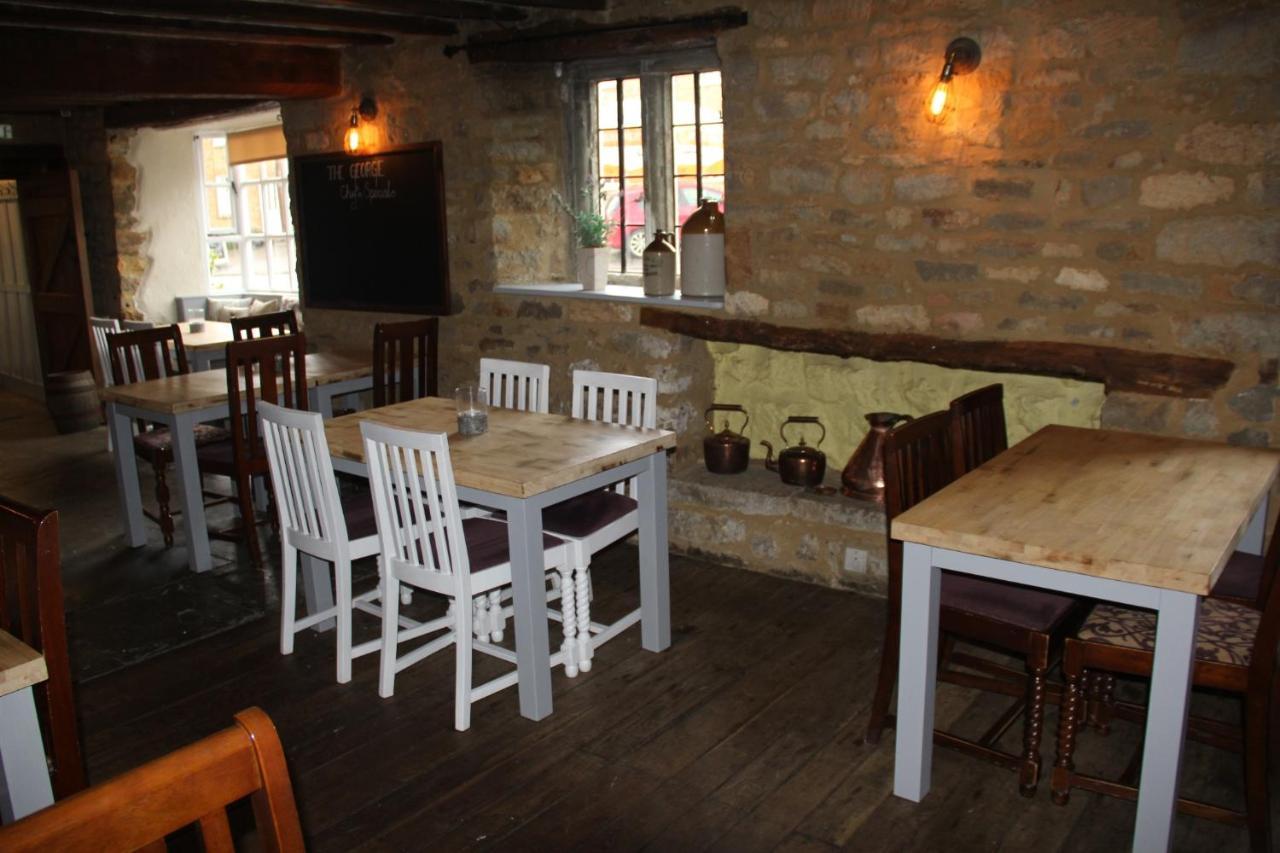 The George Inn Lower Brailes Екстер'єр фото