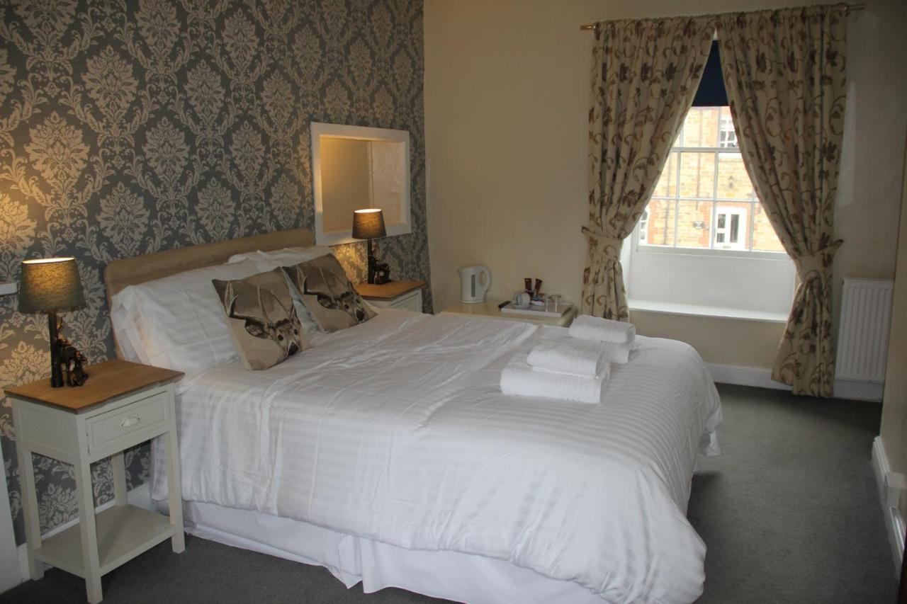 The George Inn Lower Brailes Екстер'єр фото
