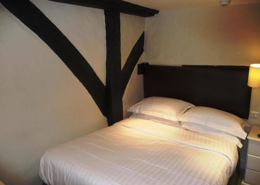 The George Inn Lower Brailes Екстер'єр фото